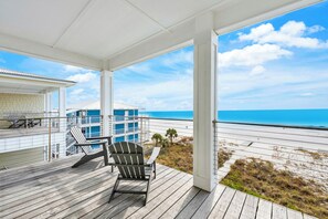 Terrace/patio - Gulf-Front Duplex | Pet Friendly | Shared Pool (Gulf Shores)