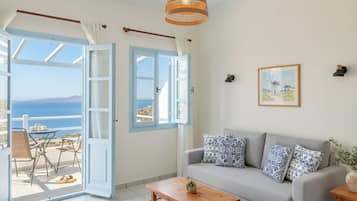 Cortinas blackout, tabla de planchar con plancha y cunas gratuitas