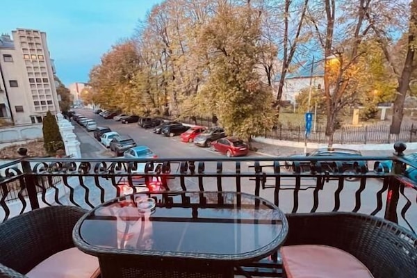 Tempat makan outdoor