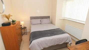 Casa rural | 3 dormitoris, decoració individual i mobiliari individual