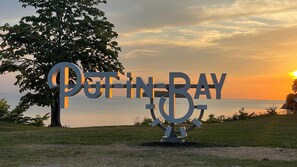 Miscellaneous - Your Crew’s Home Base | 12 ppl | IC109 (Put-in-Bay)