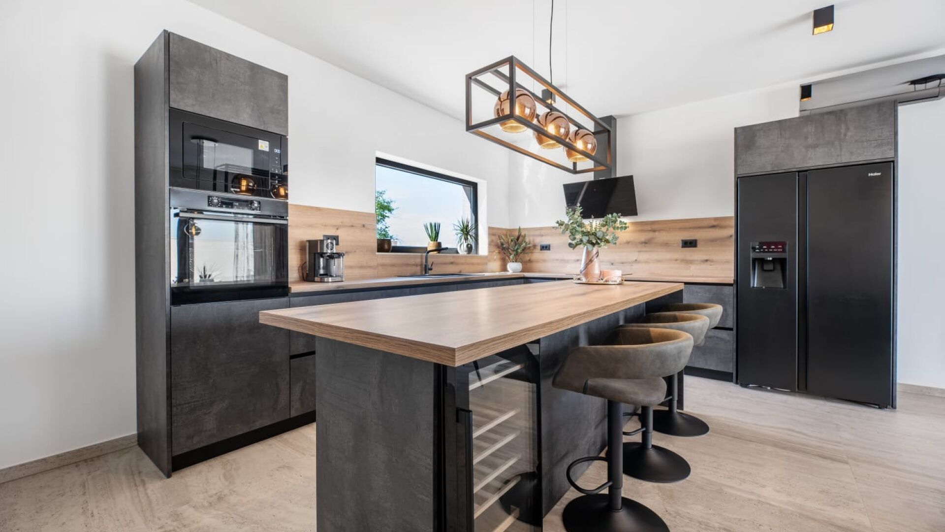 Frigorífic, microones, forn i rentaplats 