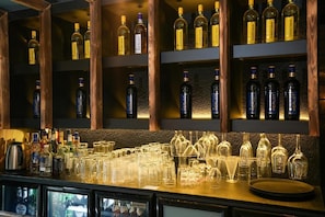 Bar (en la propiedad)