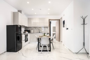 Coffee/tea maker, fridge, microwave, oven - Icon Luxury Apartments : A1 (Kos)