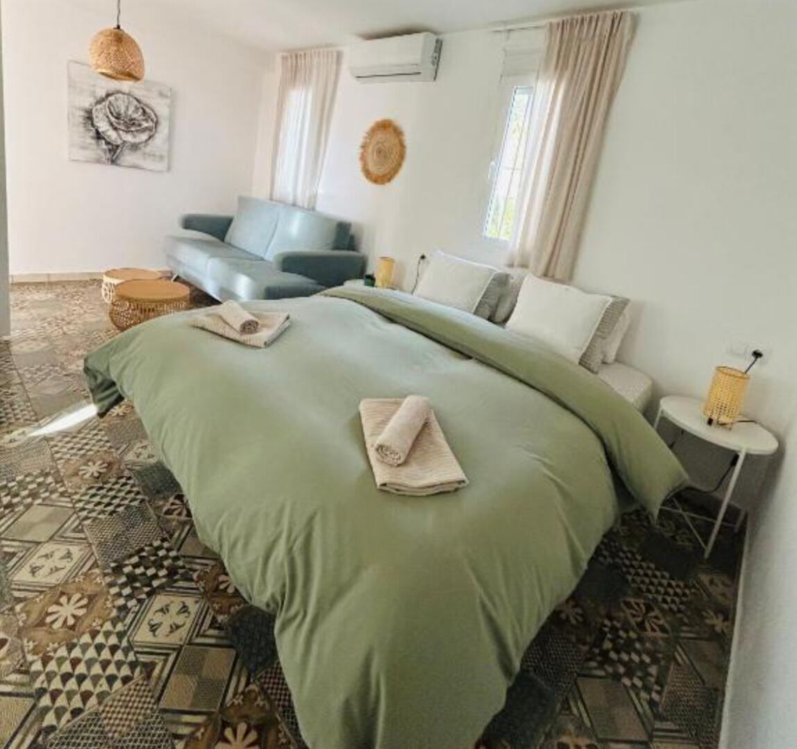 1 chambre, fer et planche à repasser, Wi-Fi, draps fournis