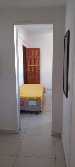 WiFi, bed sheets - Studio apartment 301, beach within walking distance. (Anchieta)
