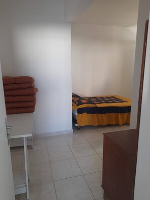WiFi, bed sheets - Suite 303 beach walking distance (Anchieta)