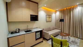 In-room safe, desk, laptop workspace, free WiFi