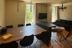 Departamento superior | Área de sala de estar | Smart TV
