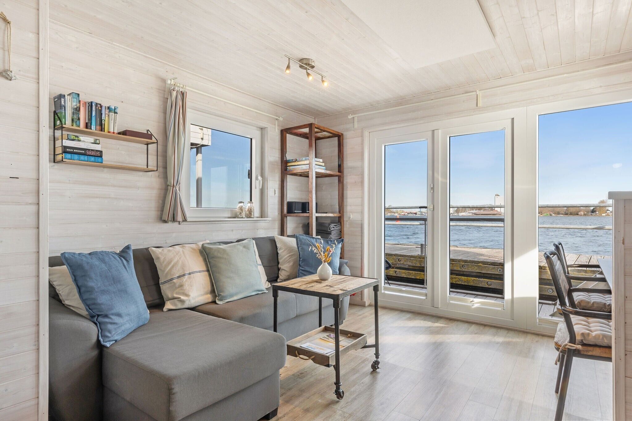 Fernseher, DVD-Player