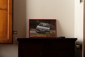 Interior - Barsotti House - Lucca Vacation Home with Wi-Fi and Washing Machine (Lucca)