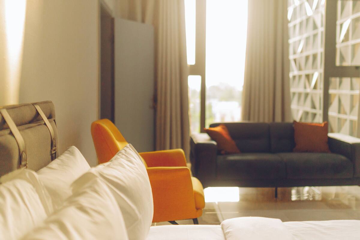 Studio, Blick auf den Innenhof | Laptopgeeigneter Arbeitsplatz, Verdunkelungsvorhänge