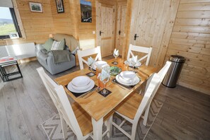 Dining - Glenview Log Cabin (Ballycastle)