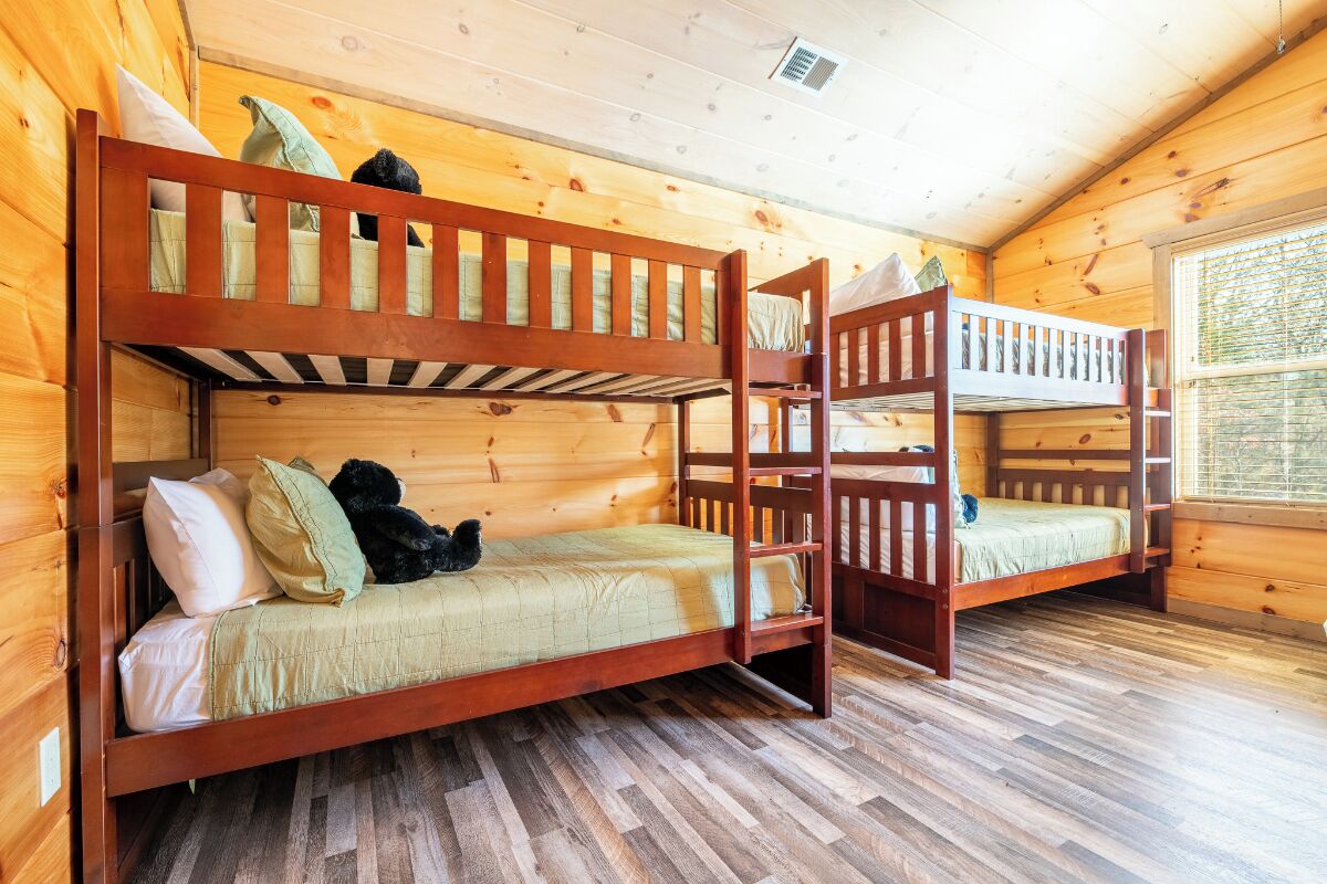 Schreibtisch, Bügeleisen/Bügelbrett, kostenloses WLAN, Bettwäsche