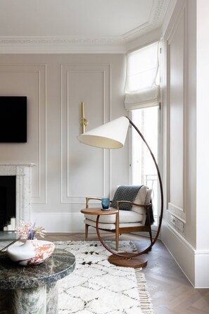 Interior - Pont Street V by onefinestay (London)