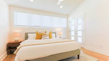 Bügeleisen/Bügelbrett, WLAN, Bettwäsche