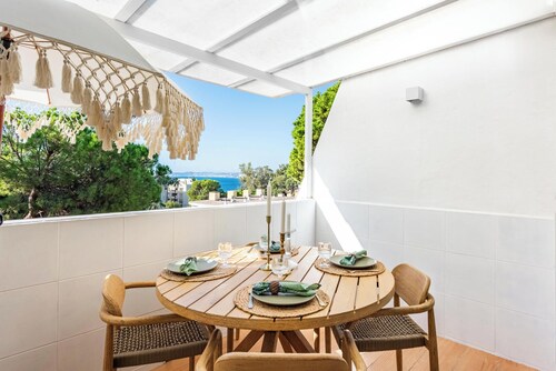 Renovated Sea View Apt 150m from El Cristo Beach