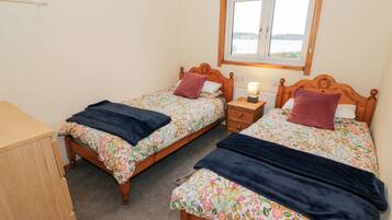 3 habitaciones, decoración personalizada y muebles diferentes