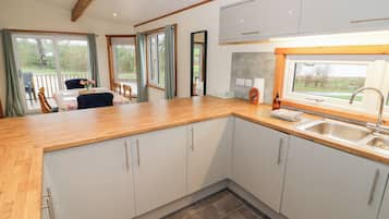 Dishwasher, cookware/dishes/utensils