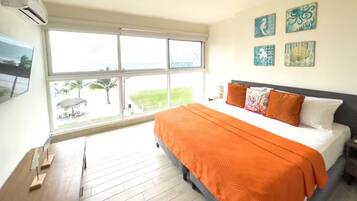 Fer et planche Ă repasser, Wi-Fi, draps fournis