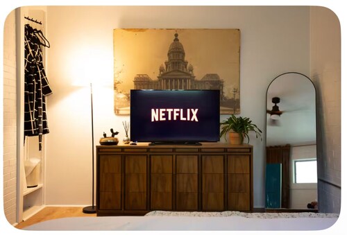 Teal Getaway in charming Alton