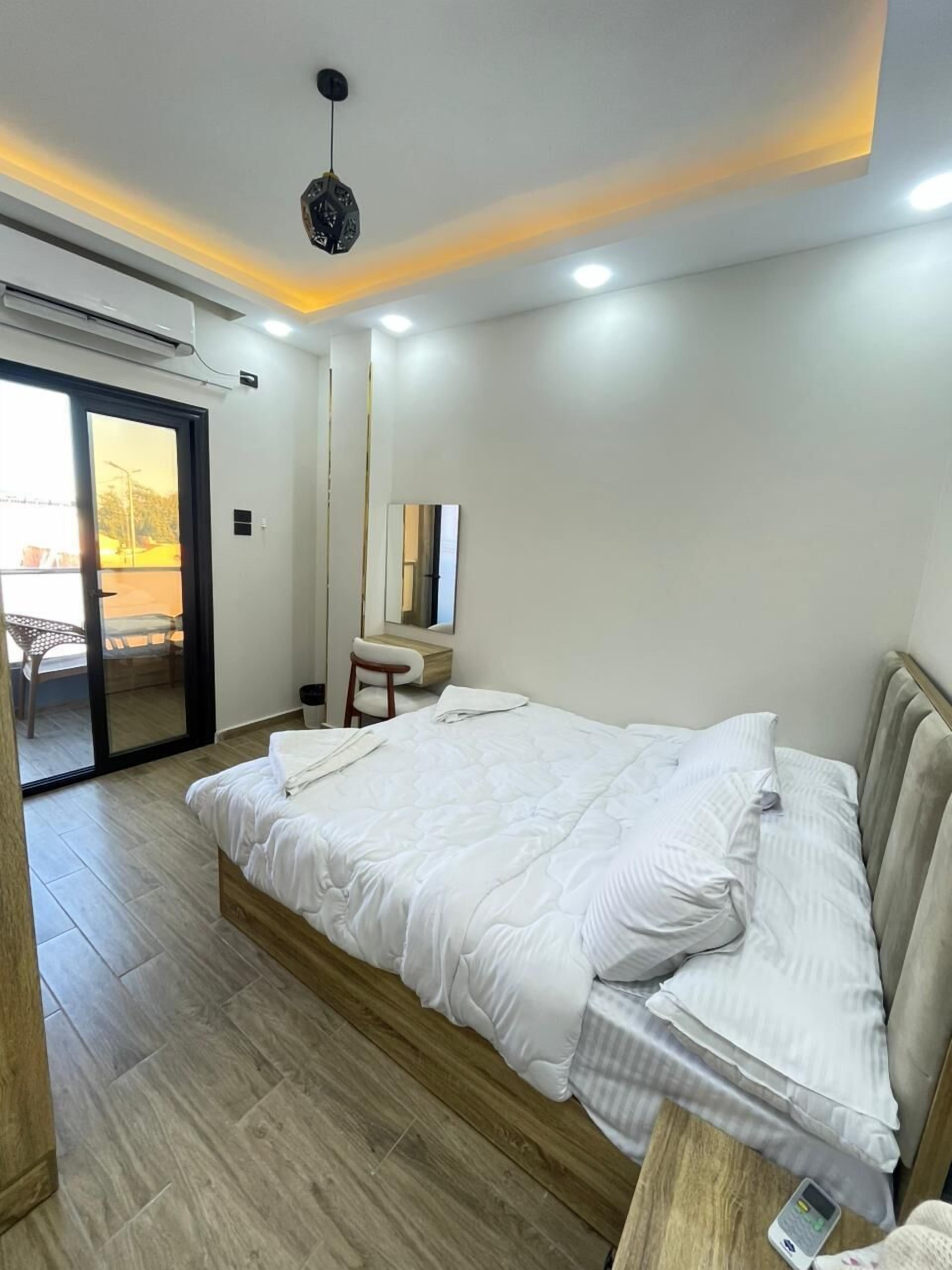 Estudio familiar, vista al mar | Espacio para trabajar con laptop y wifi gratis 