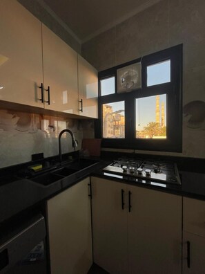 Family Studio, Sea View | Private kitchen - VERO Residence (Hurghada)