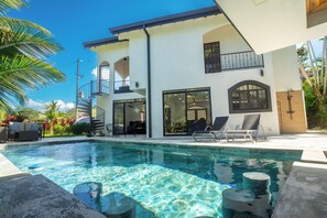 Pool - Casa 78- Bright Modern Pool House with Deck (Esterillos Oeste)