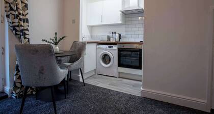 Spacious 1 Bedroom Apartment in Darlington