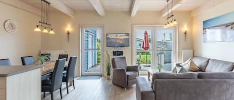 Smart-tv, pejs, dvd-afspiller