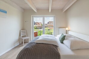 4 bedrooms, iron/ironing board, travel cot, free WiFi - skandinavisches Reihenhaus in Dagbuell mit Sauna (Dagebüll)