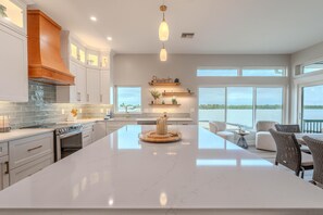 House, Multiple Beds (Tropical Shores) | Private kitchen - Tropical Shores (Fort Myers Beach)