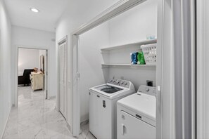 Interior - NEW! Panama City 3BR Canalfront Retreat (Panama City)