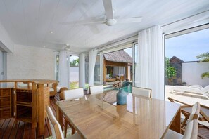Dining - Splendid Villa MOANA, sleeps 5, private pool (Rivière du Rempart District)