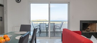 Maria’s Villa-Island Stay Near Beaches & Airport