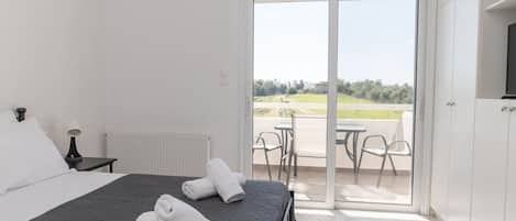 Tabla de planchar con plancha y wifi