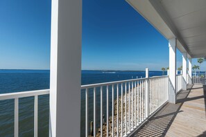 Property grounds - 🌊New Home with Gorgeous Water Views | Punta Rassa Pointe🌊 (Fort Myers)