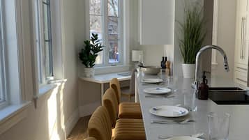 Signature Suite, 3 Bedrooms, Hot Tub, City View | Private kitchen | Full-sized fridge, microwave, oven, stovetop