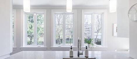 Leilighet – comfort, 3 soverom, byutsikt | Eget kjøkken | Kjøleskap, mikrobølgeovn, ovn og kokeplater