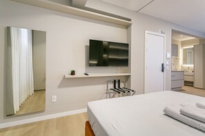 Internet - New studio near Beiramar Shopping #TM101 (Florianópolis)