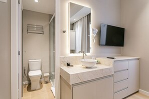 Hair dryer, towels - New studio near Beiramar Shopping #TM104 (Florianópolis)