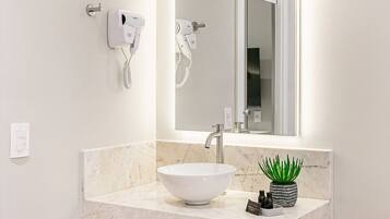 Haartrockner, Handtücher