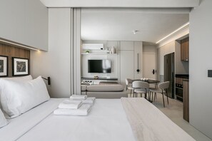 Iron/ironing board, Internet, bed sheets - WI-FI 500MB | Pool | 500m from Beira-Mar #CA95 (Florianópolis)