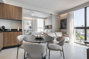 TV - WI-FI 500MB | Pool | 500m from Beira-Mar #CA95 (Florianópolis)