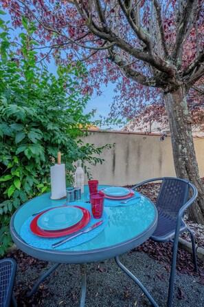 Classic Apartment | Terrace/patio - Résidence Kiwi (Aytré)