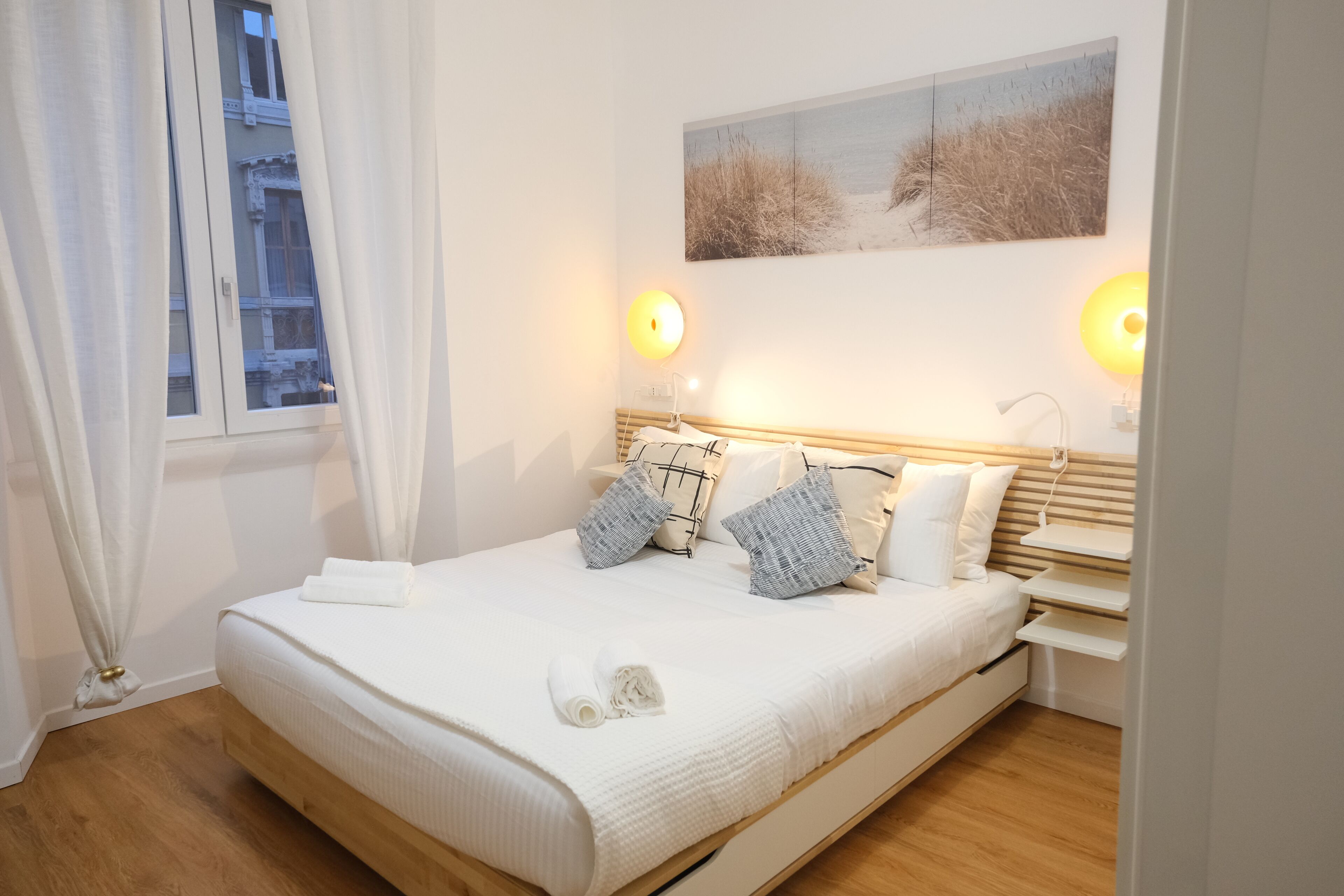 1 habitación, tabla de planchar con plancha, wifi gratis y ropa de cama 