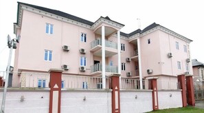 Exterior - ST Hotel Apartment (Benin City)