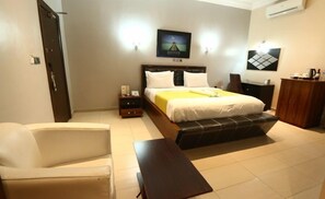 Deluxe-Apartment, Balkon, Stadtblick