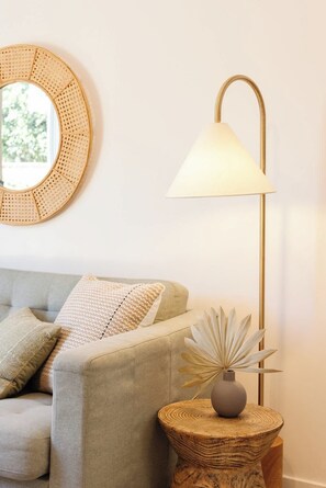 TV, offices - Hidden Boho Oasis w/ Outdoor Living | Walk to Bay (San Diego)
