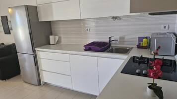 Apartment (One Bedroom Apartment With Terrace An) | Property amenity